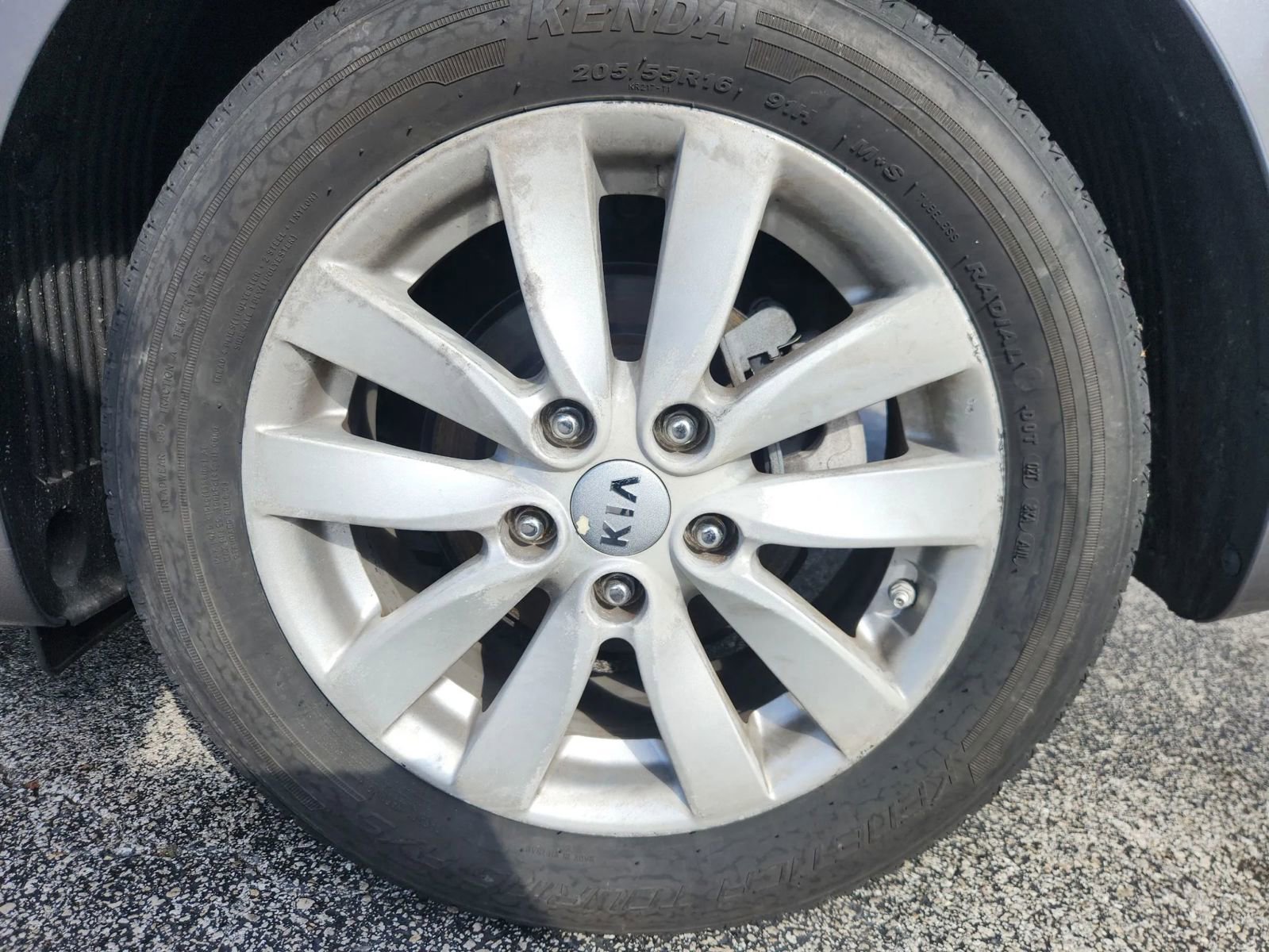 Used 2016 Kia Forte LX w/ LX Popular Plus Package image 21