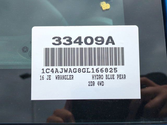 Used 2016 Jeep Wrangler Sport AWD/4WD image 16