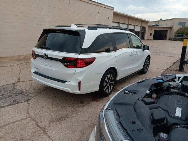 New 2026 Honda Odyssey EX-L image 3