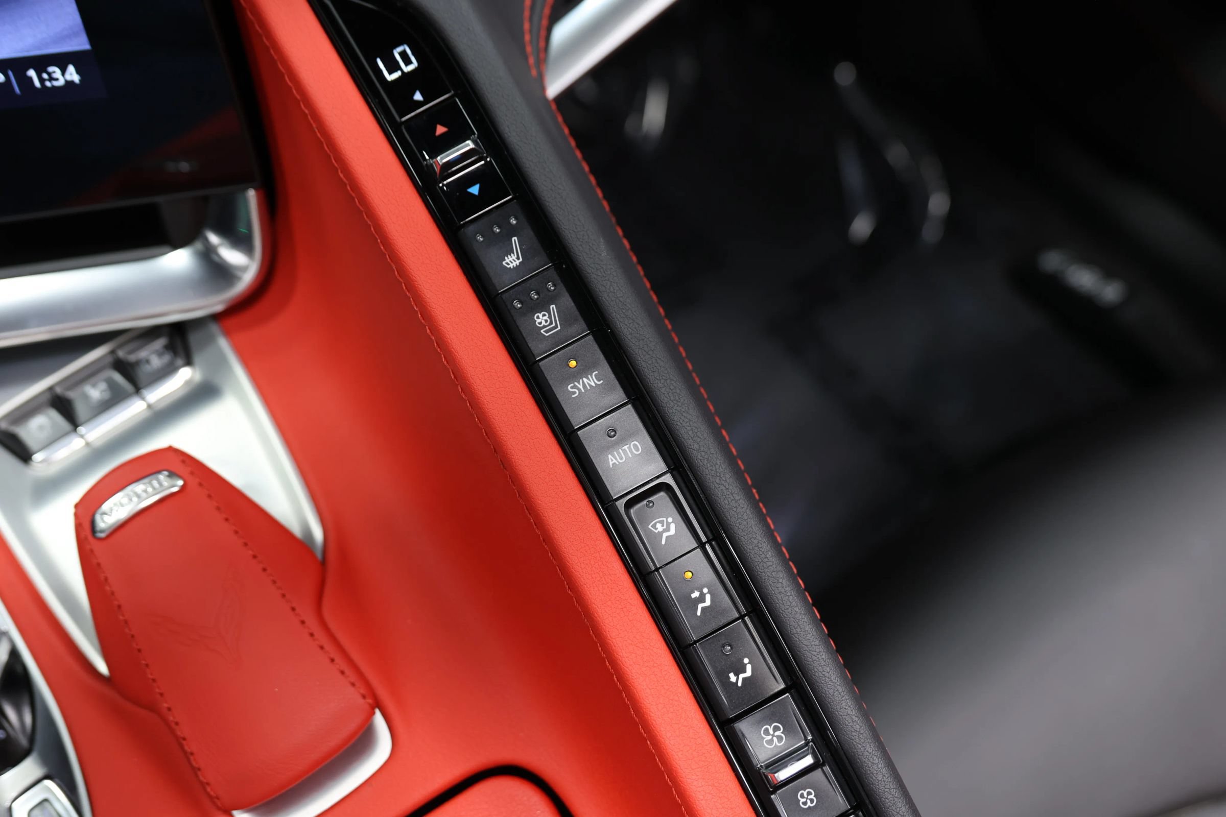Used 2020 Chevrolet Corvette Stingray Preferred Cpe w/ 2LT Preferred Equipment Group RWD image 52