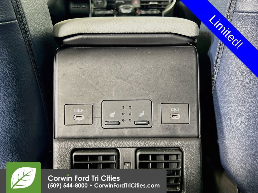 Used 2024 Subaru Solterra AWD/4WD image 30