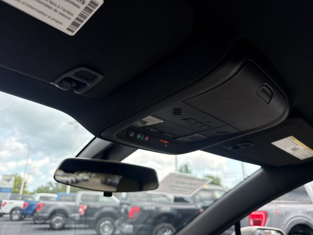 Used 2018 Cadillac XT5 AWD image 41