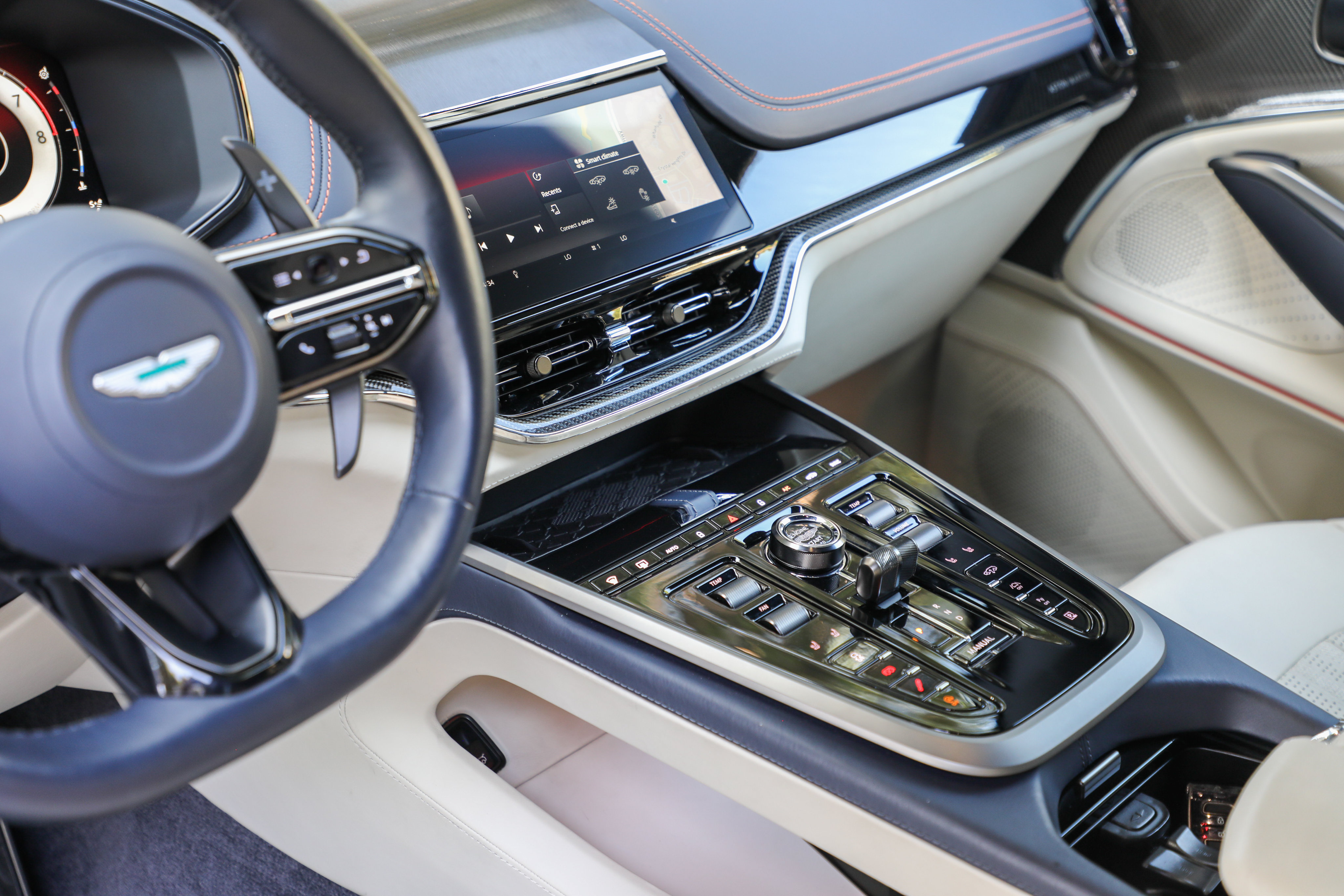Used 2025 Aston Martin DBX 707 AWD/4WD image 15
