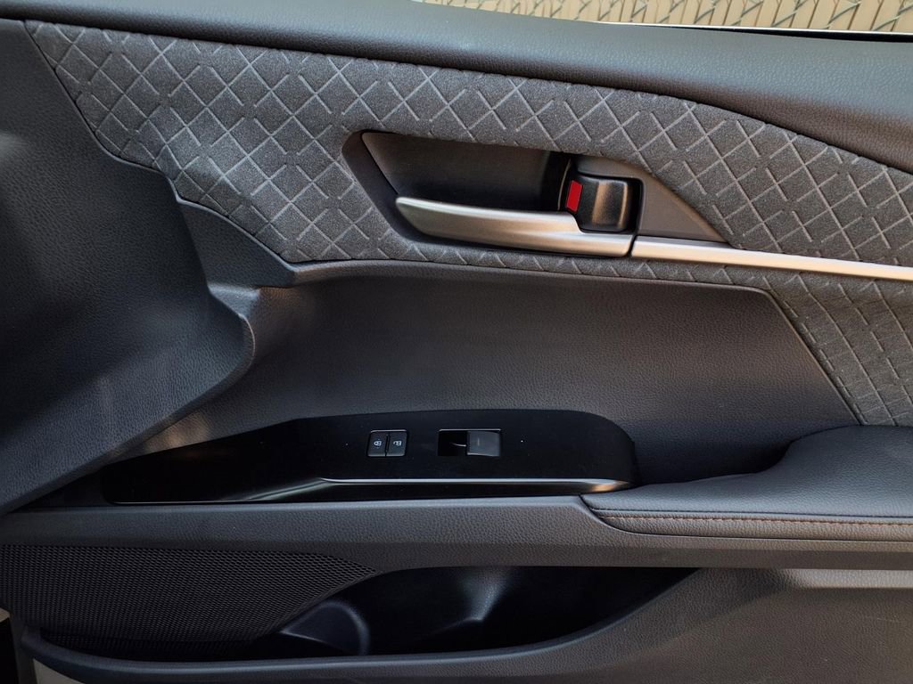 Certified 2026 Toyota Camry XLE FWD image 25