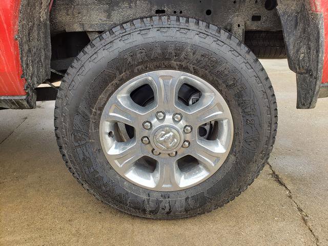 Used 2024 RAM 2500 Big Horn w/ Safety Group image 24