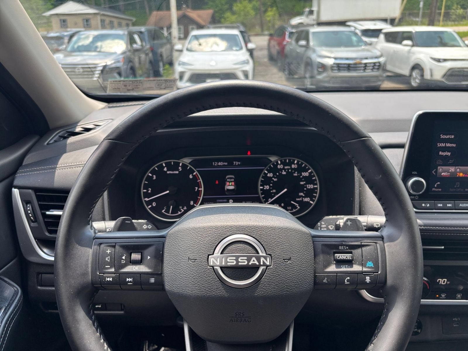 Used 2025 Nissan Rogue SV FWD image 30