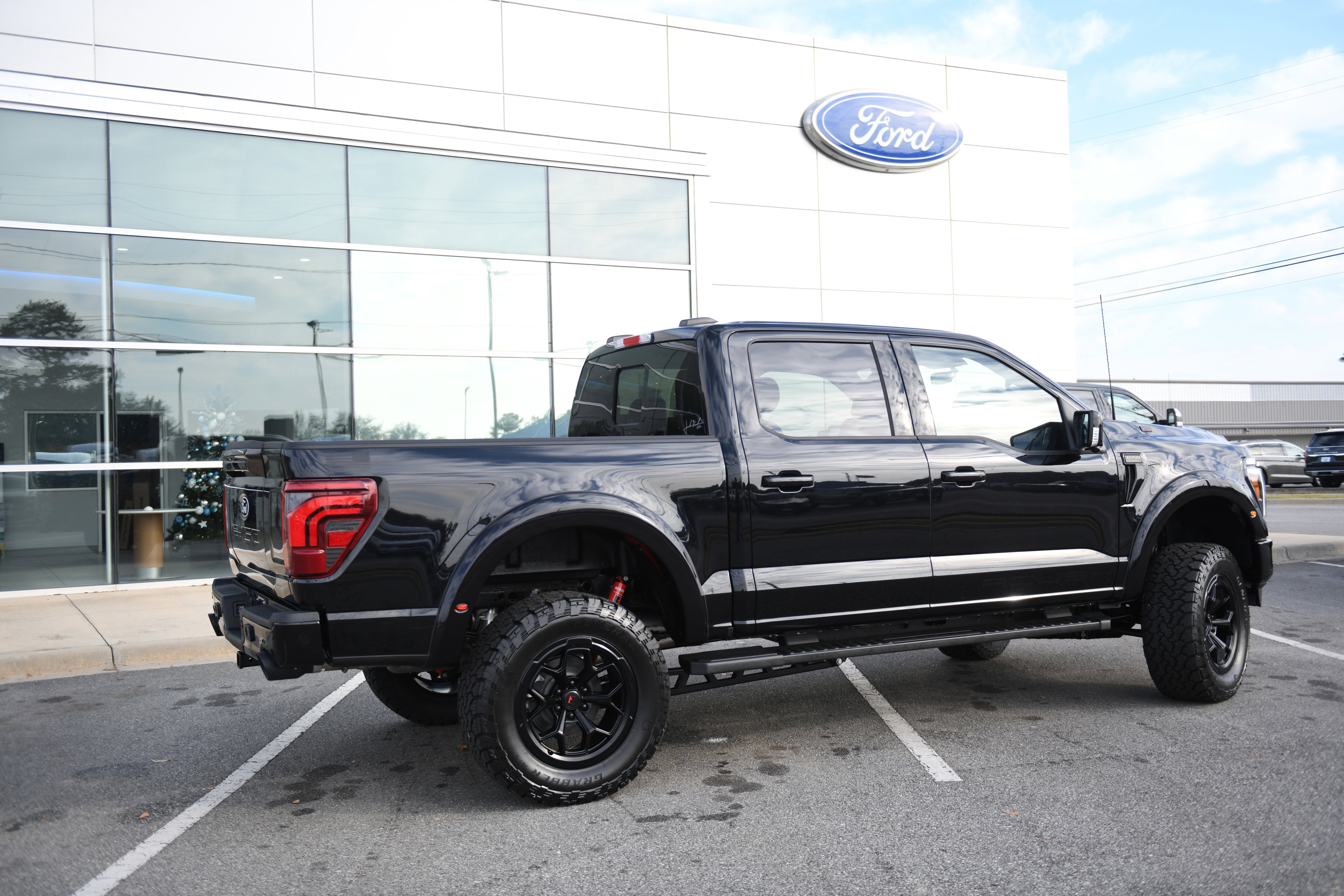 New 2025 Ford F150 Lariat w/ Equipment Group 502A High image 2