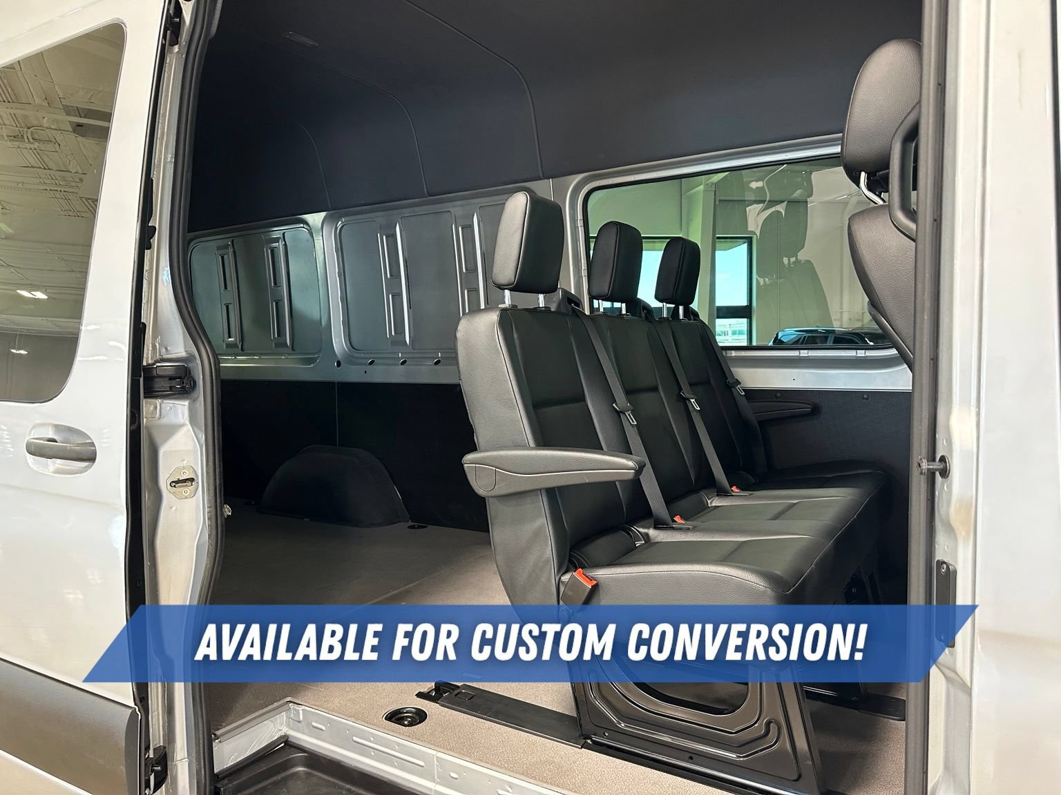 Used 2023 Mercedes-Benz Sprinter 2500 image 13