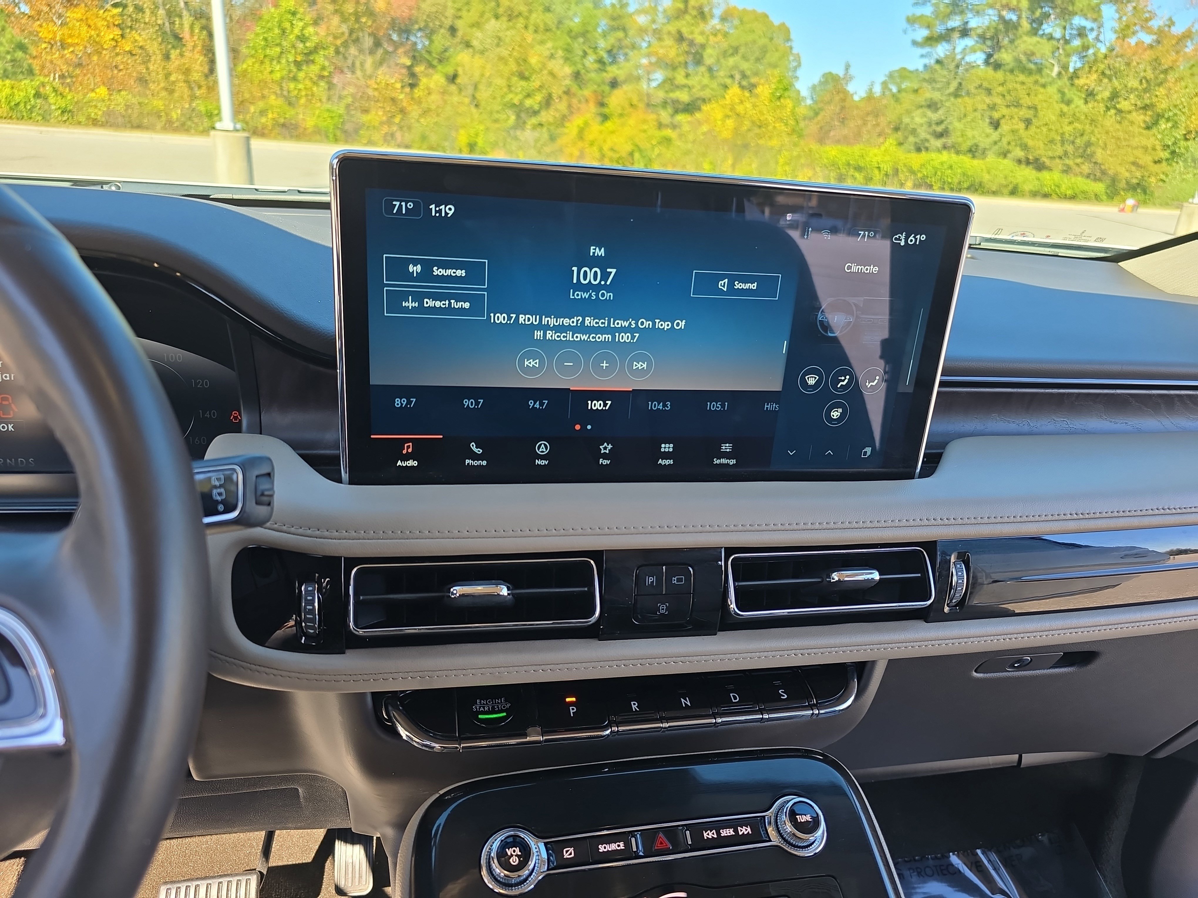 Certified 2022 Lincoln Nautilus Reserve image 19