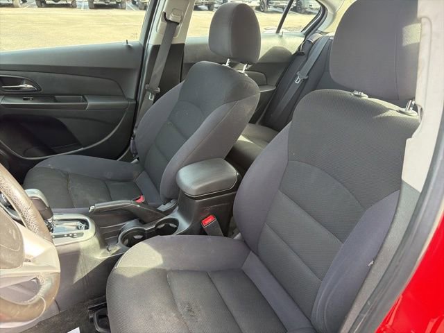 Used 2014 Chevrolet Cruze LT w/ Technology Package image 32