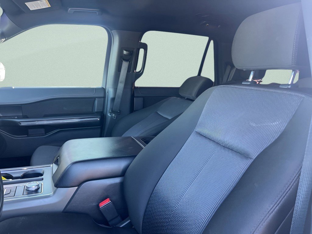 Used 2019 Ford Expedition XLT AWD/4WD image 24