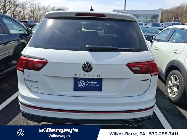 Certified 2022 Volkswagen Tiguan SE R-Line AWD/4WD image 6