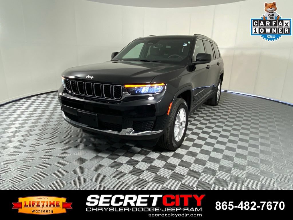 Used 2024 Jeep Grand Cherokee L Laredo AWD/4WD image 3