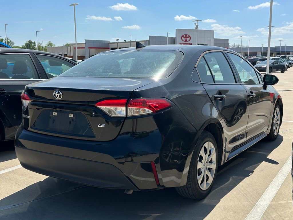 Used 2024 Toyota Corolla LE image 5