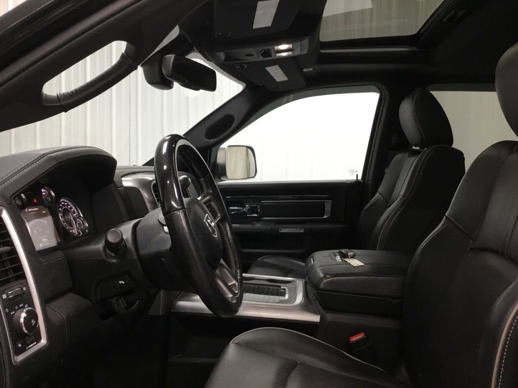 Used 2018 RAM 3500 Laramie Longhorn image 6