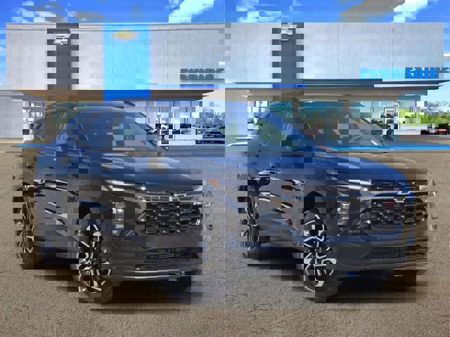 New 2026 Chevrolet Trax RS w/ Driver Confidence Package image 1