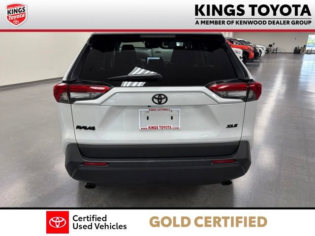 Used 2025 Toyota RAV4 XLE Premium w/ Weather Package FWD image 7