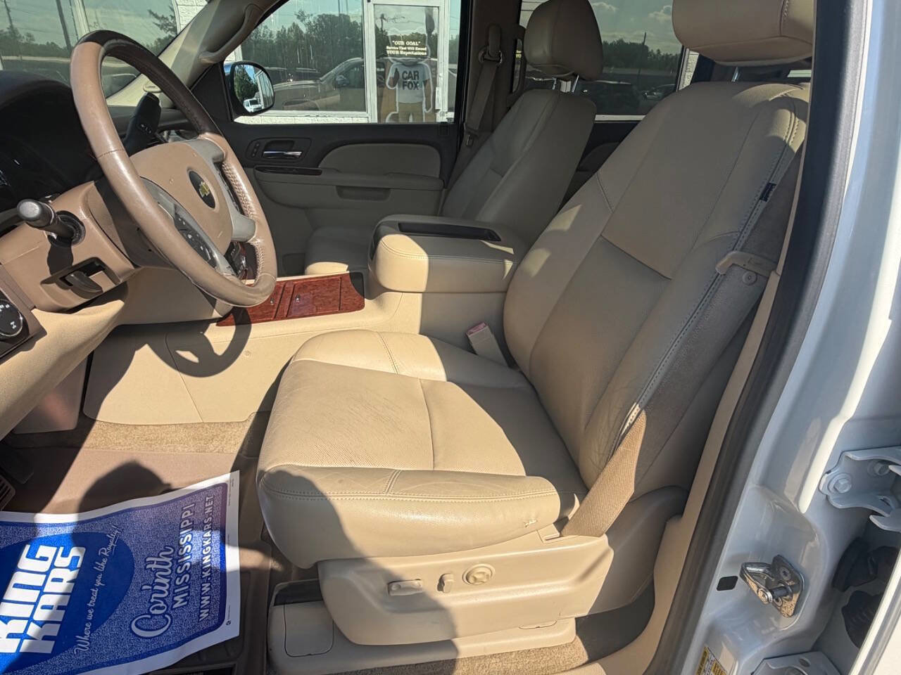 Used 2012 Chevrolet Avalanche LTZ AWD/4WD image 11