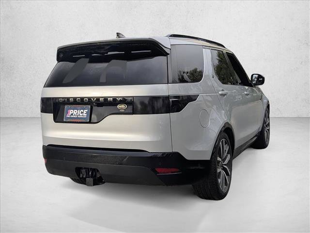 Used 2021 Land Rover Discovery S R-Dynamic image 5