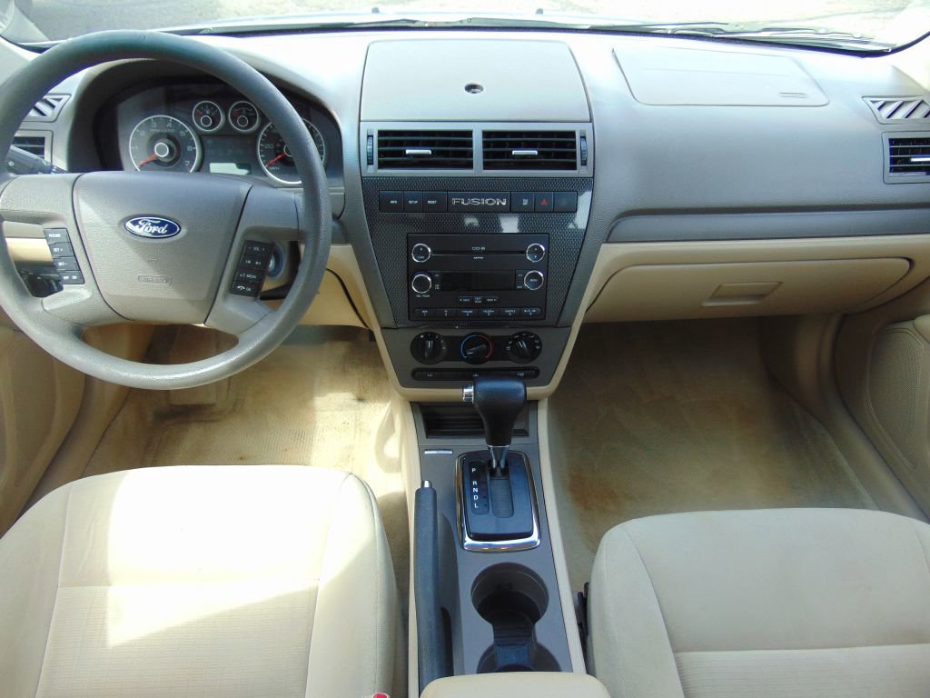 Used 2009 Ford Fusion SE image 17
