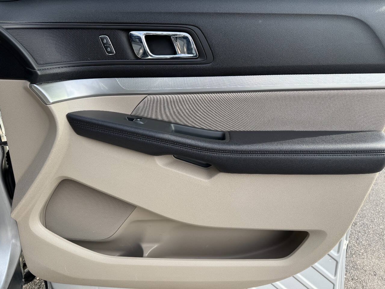 Used 2018 Ford Explorer 4WD image 30