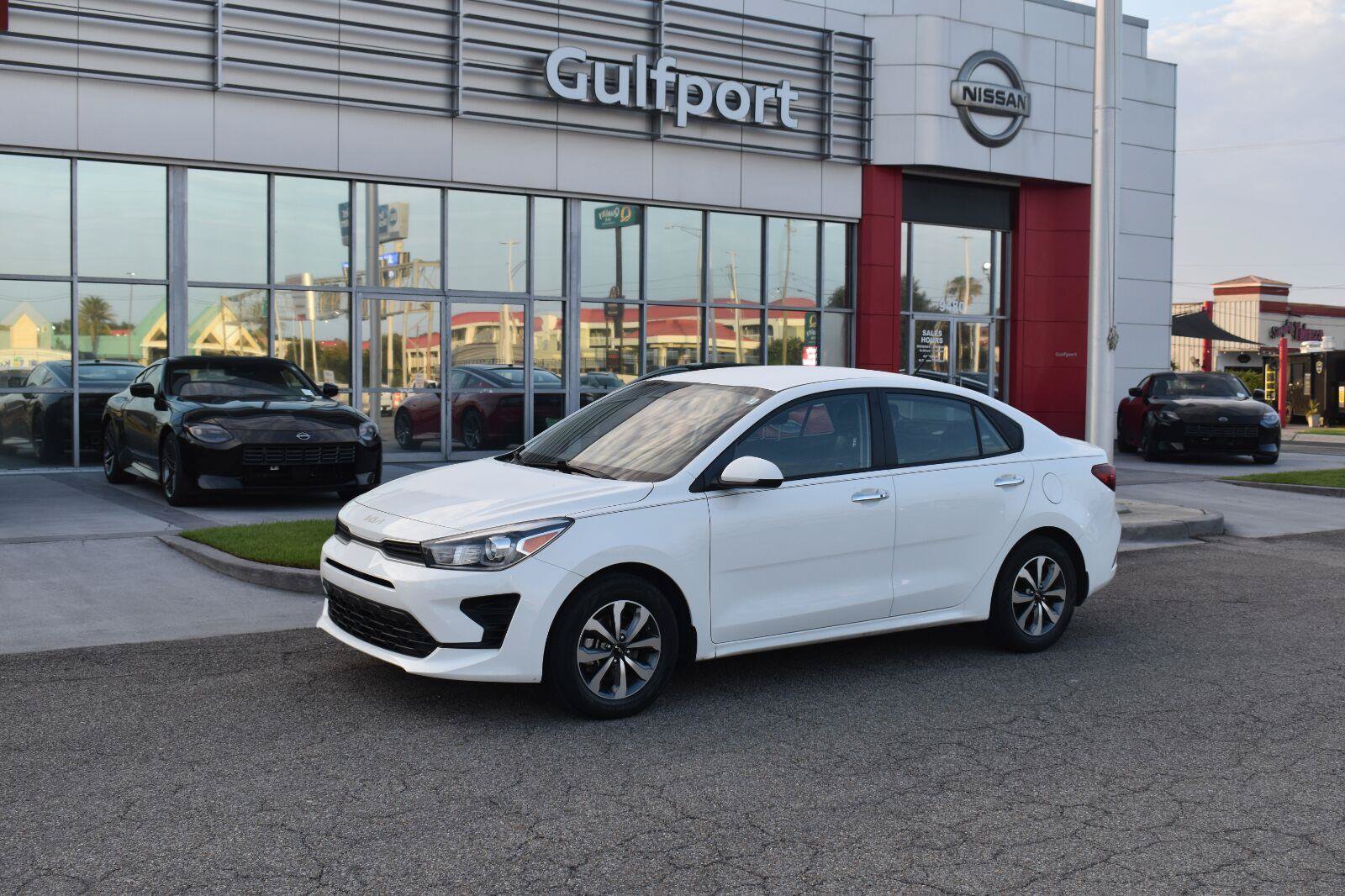 Used 2023 Kia Rio S w/ Technology Package FWD image 2