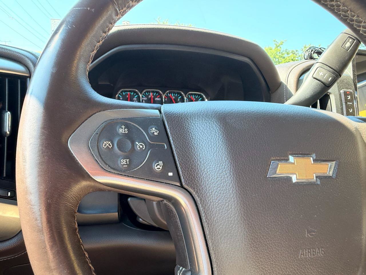 Used 2015 Chevrolet Silverado 2500 LTZ w/ LTZ Plus Package AWD/4WD image 24