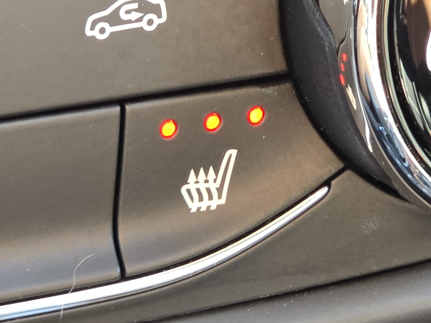 Certified 2022 Chevrolet TrailBlazer LT AWD/4WD image 8