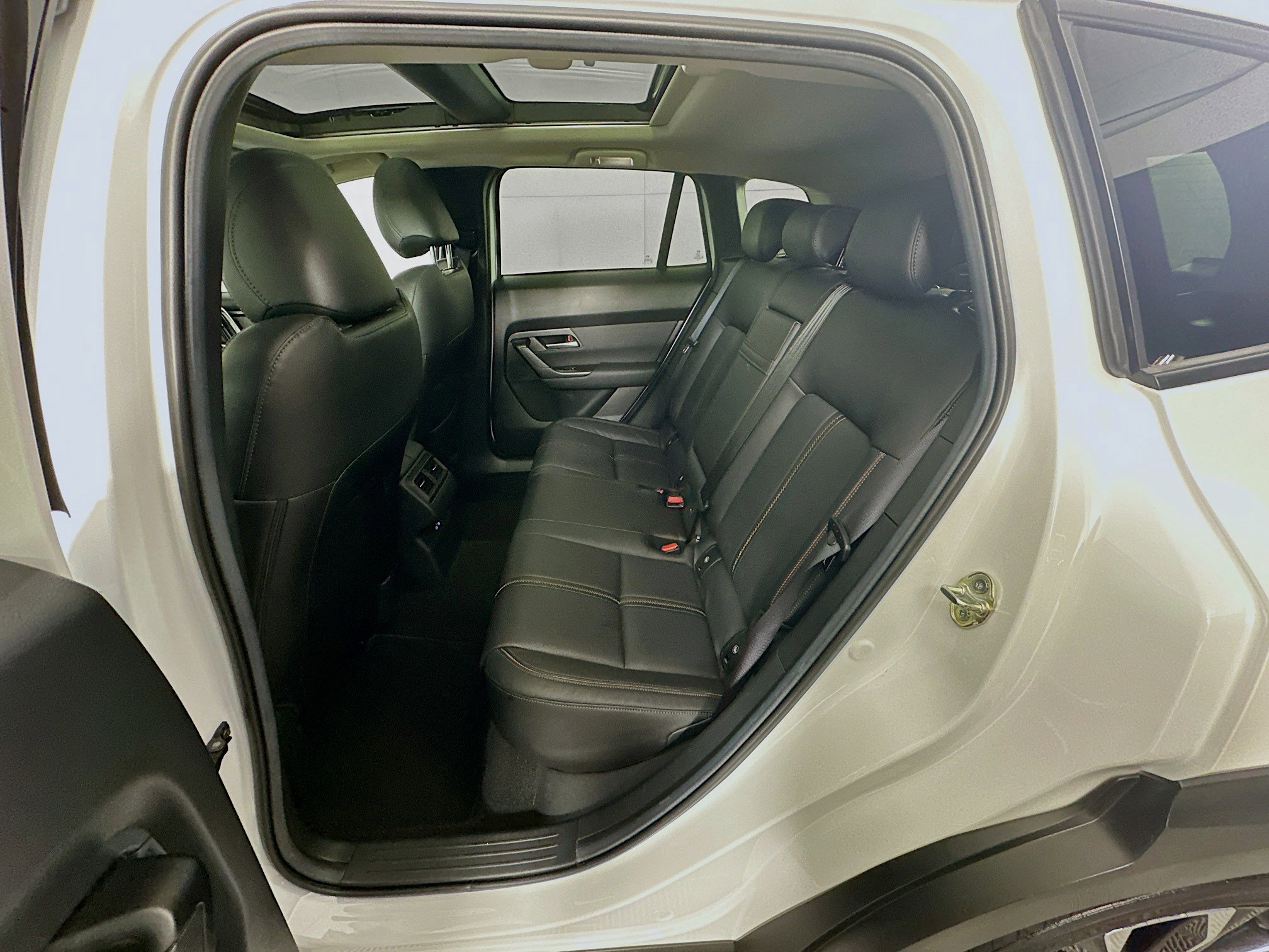 Used 2025 MAZDA CX-50 AWD 2.5 S w/ Premium Plus Pkg image 27