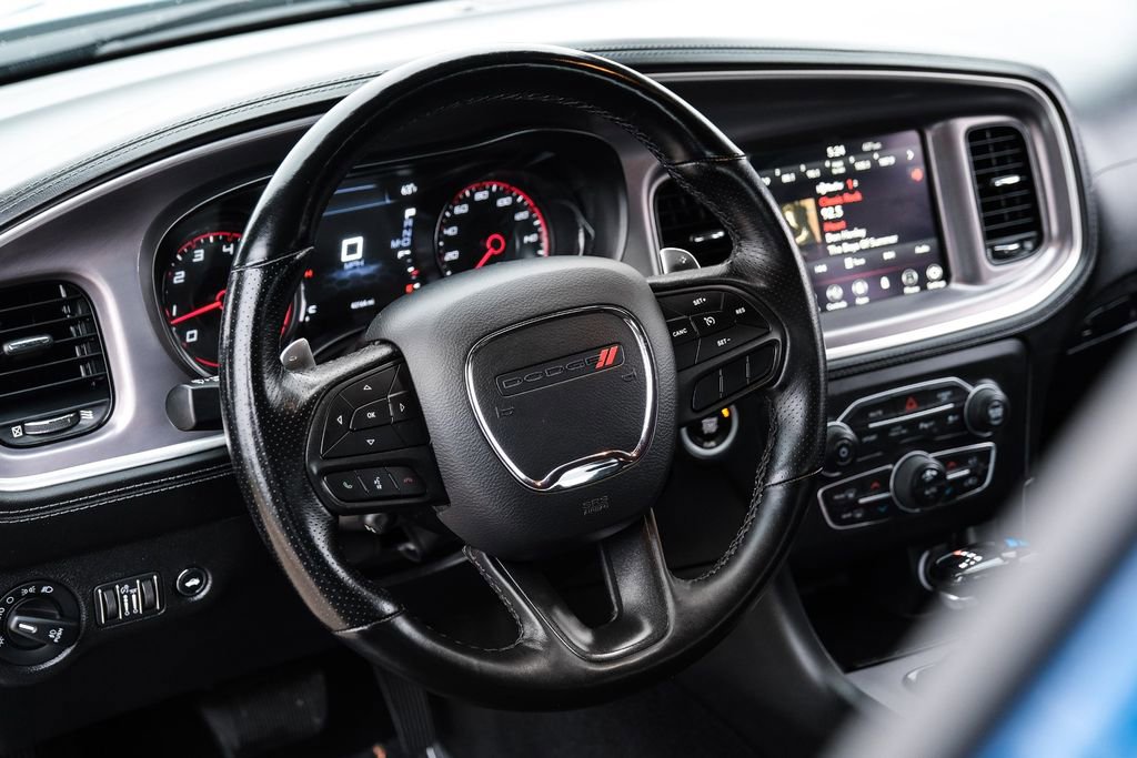Used 2022 Dodge Charger R/T w/ Plus Group RWD image 12