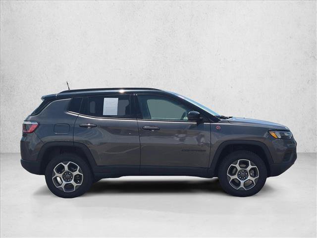 Used 2022 Jeep Compass Trailhawk AWD/4WD video 4