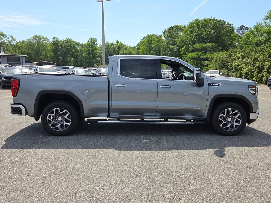 New 2026 GMC Sierra 1500 SLT w/ SLT Premium Package AWD/4WD image 11