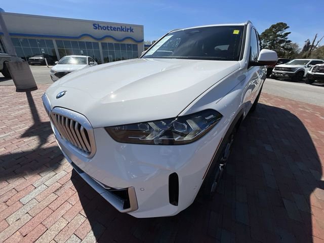 Used 2026 BMW X5 xDrive40i w/ Premium Package image 25