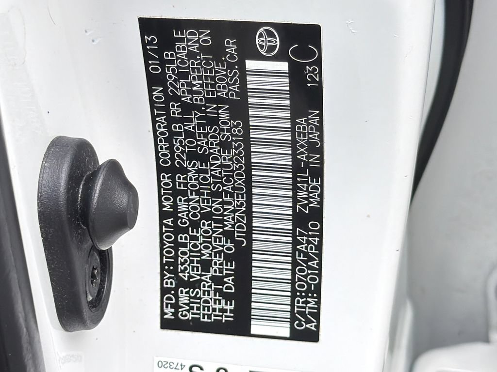 Used 2013 Toyota Prius V Three FWD image 32