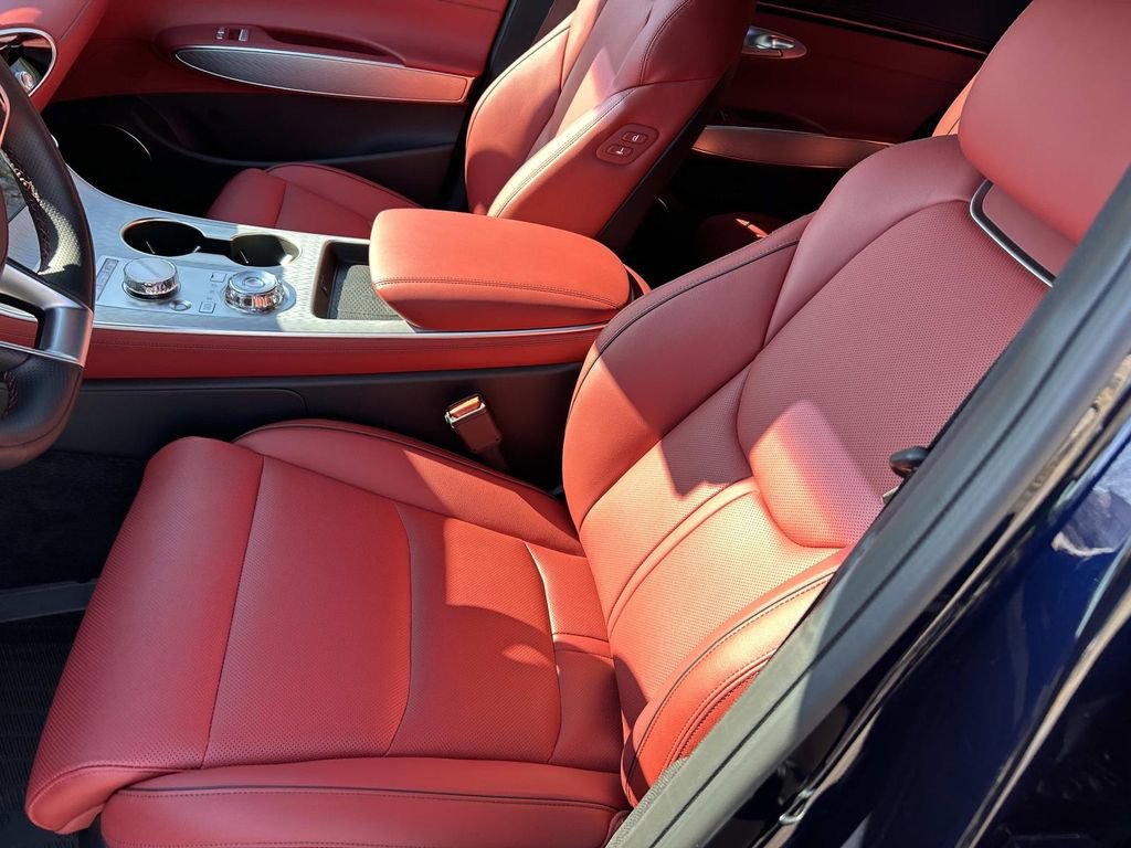 New 2026 Genesis GV70 2.5T Sport Prestige image 13