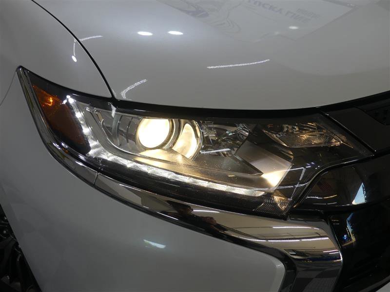 Used 2022 Mitsubishi Outlander SEL AWD/4WD image 15