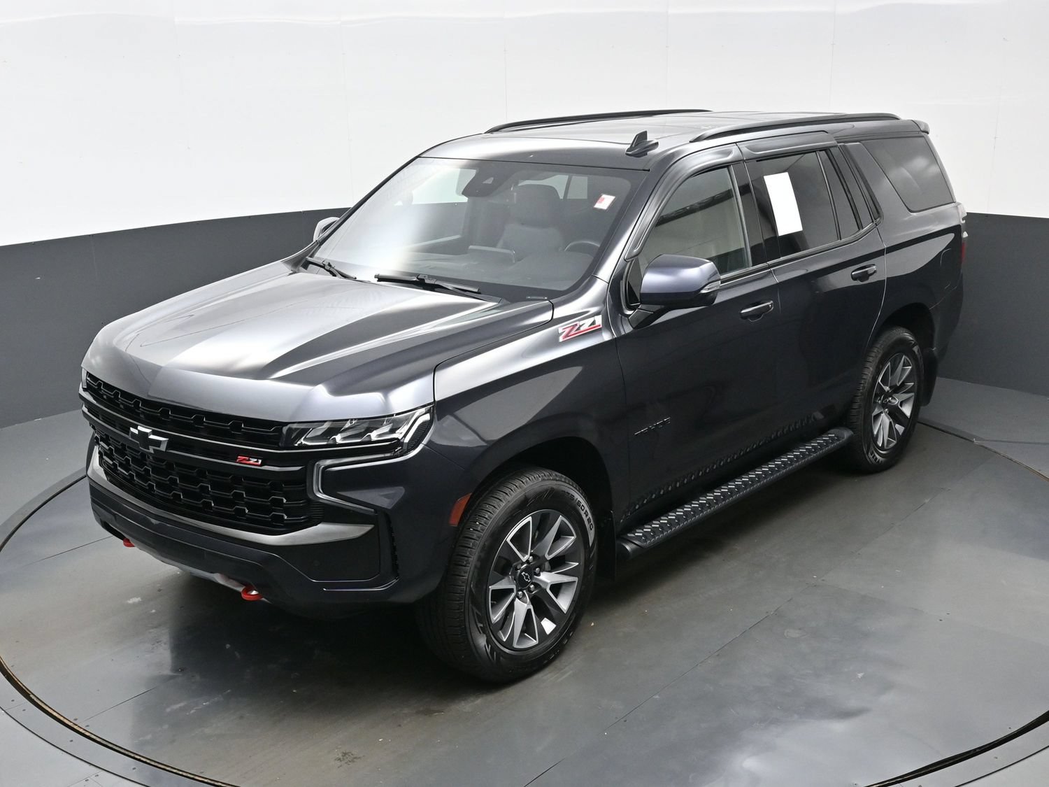Used 2023 Chevrolet Tahoe Z71 w/ Luxury Package AWD/4WD image 36