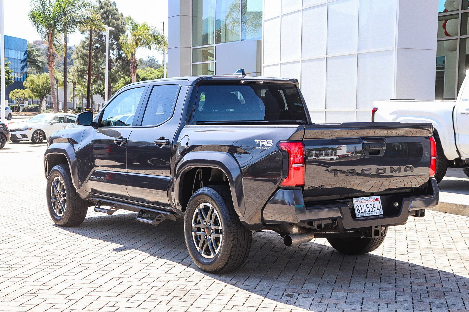 Used 2025 Toyota Tacoma TRD Sport image 10