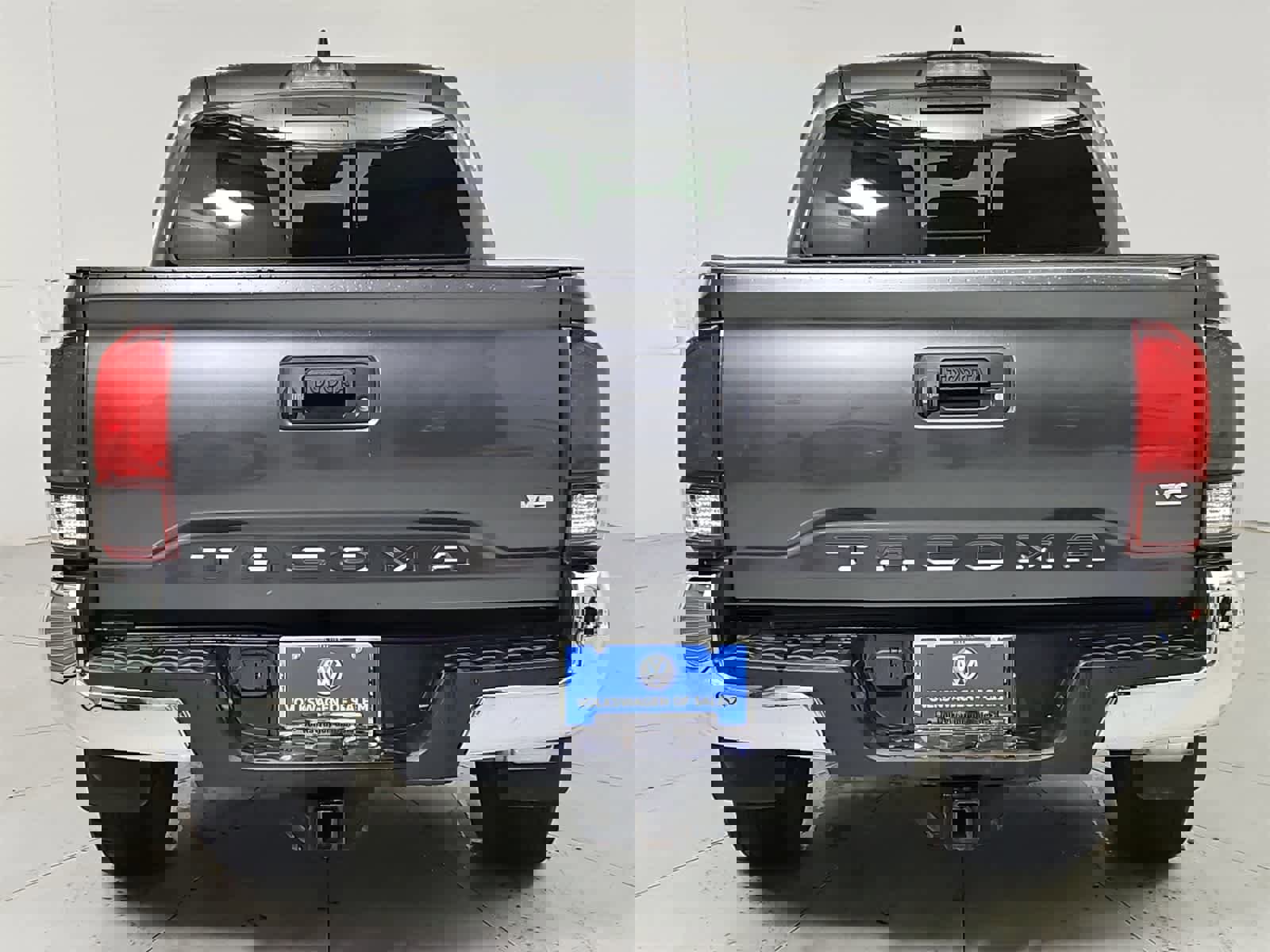 Used 2018 Toyota Tacoma TRD Off-Road image 5