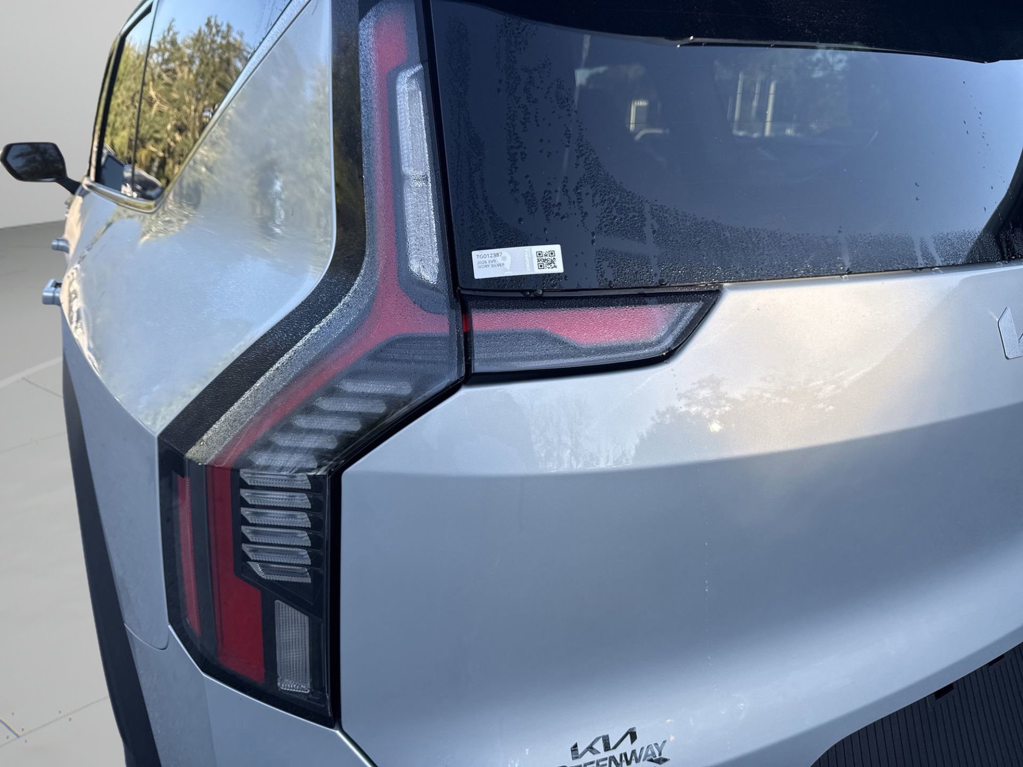 New 2026 Kia EV9 Wind AWD/4WD image 7