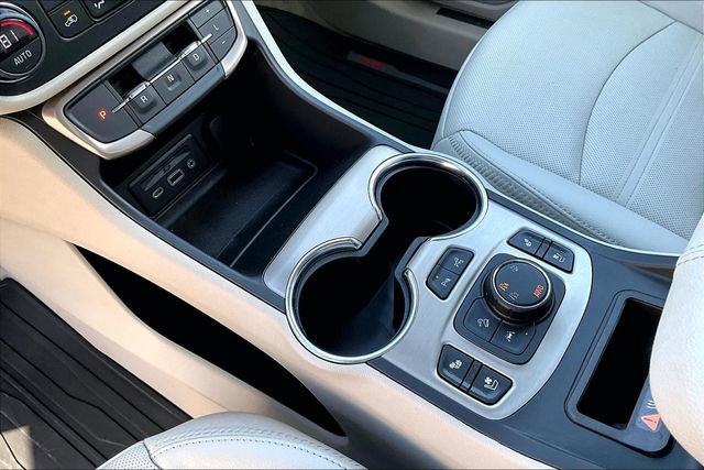 Certified 2024 GMC Terrain Denali w/ Black Diamond Edition image 14