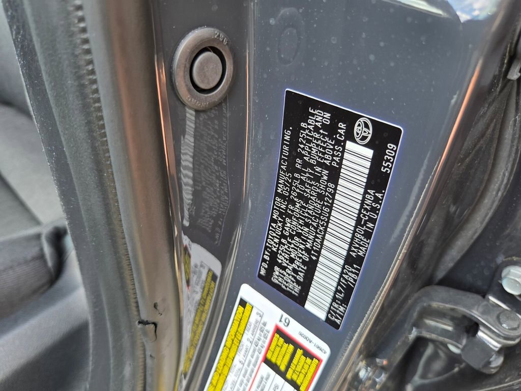 Used 2025 Toyota Camry LE w/ Convenience Package FWD image 9