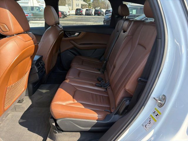 Used 2017 Audi Q7 3.0T Premium Plus image 16