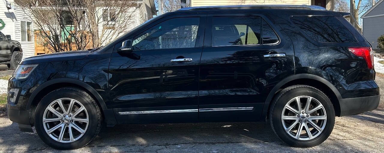 Used 2016 Ford Explorer Limited image 7