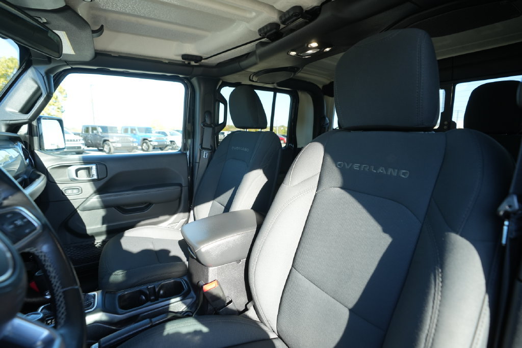 Used 2020 Jeep Gladiator Overland AWD/4WD image 38