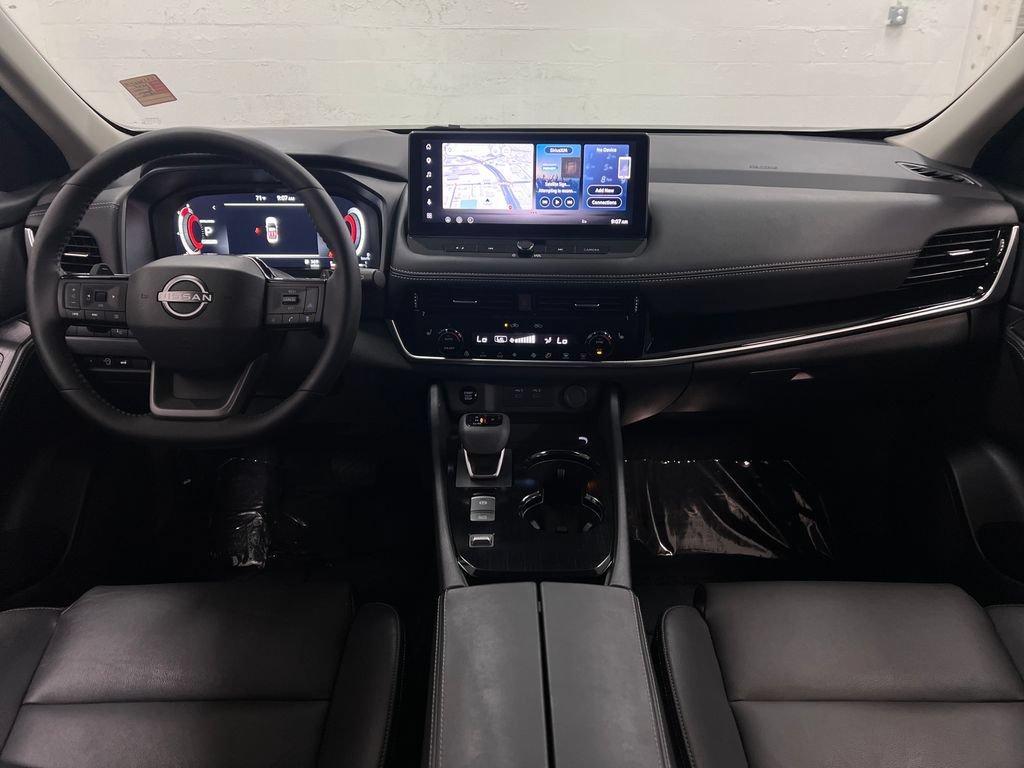 Used 2025 Nissan Rogue SL w/ SL Premium Package FWD image 15