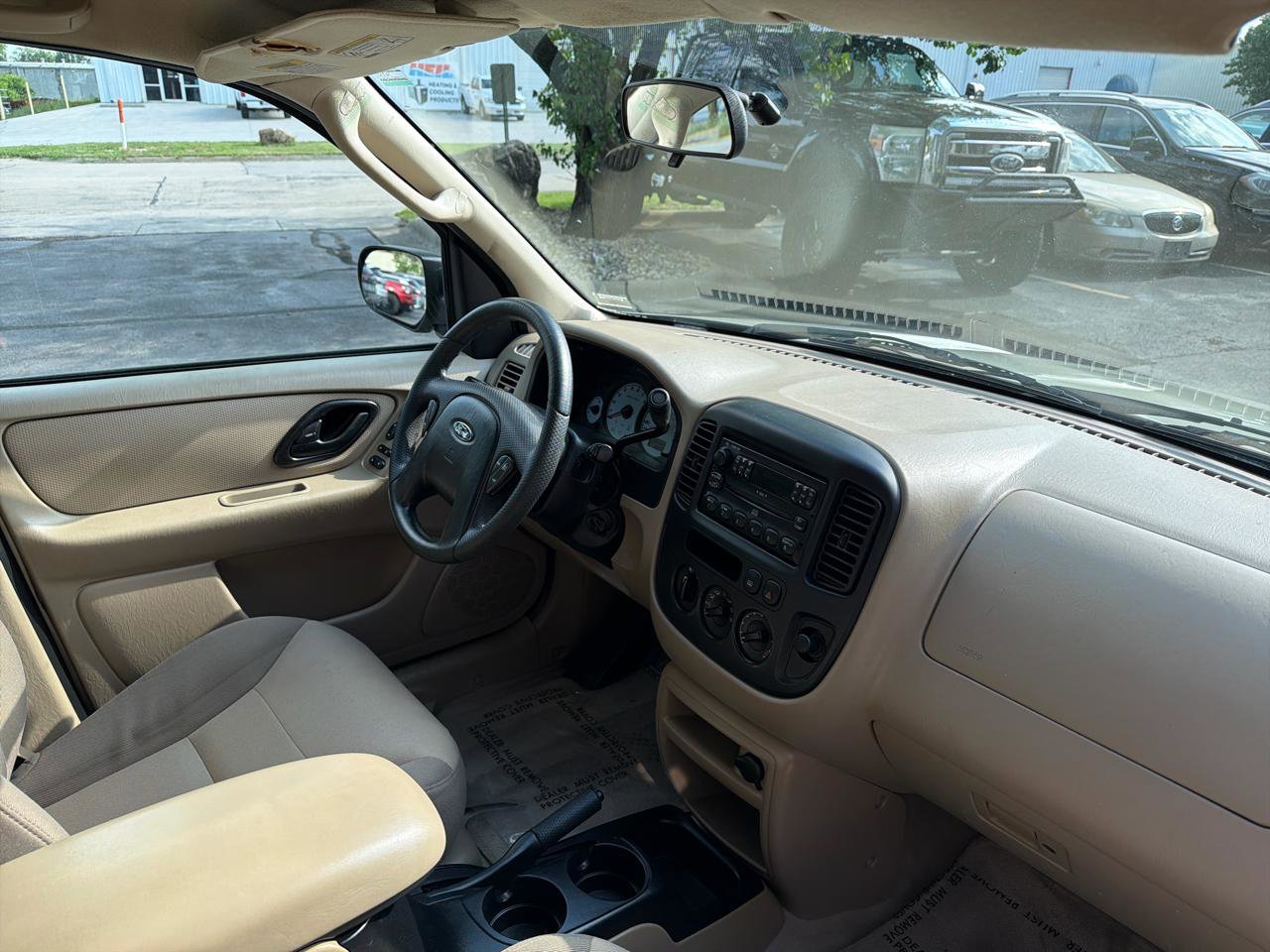 Used 2004 Ford Escape XLS FWD image 34