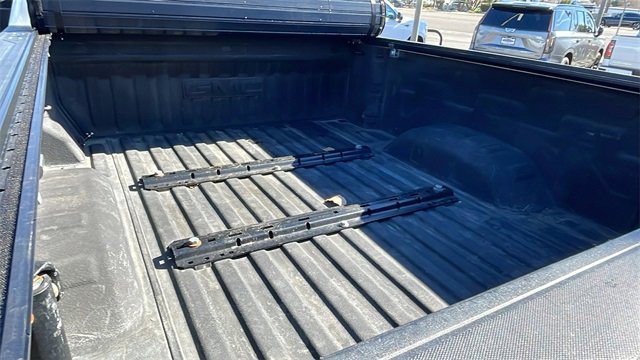Used 2022 GMC Sierra 2500 SLT w/ SLT Premium Package image 36