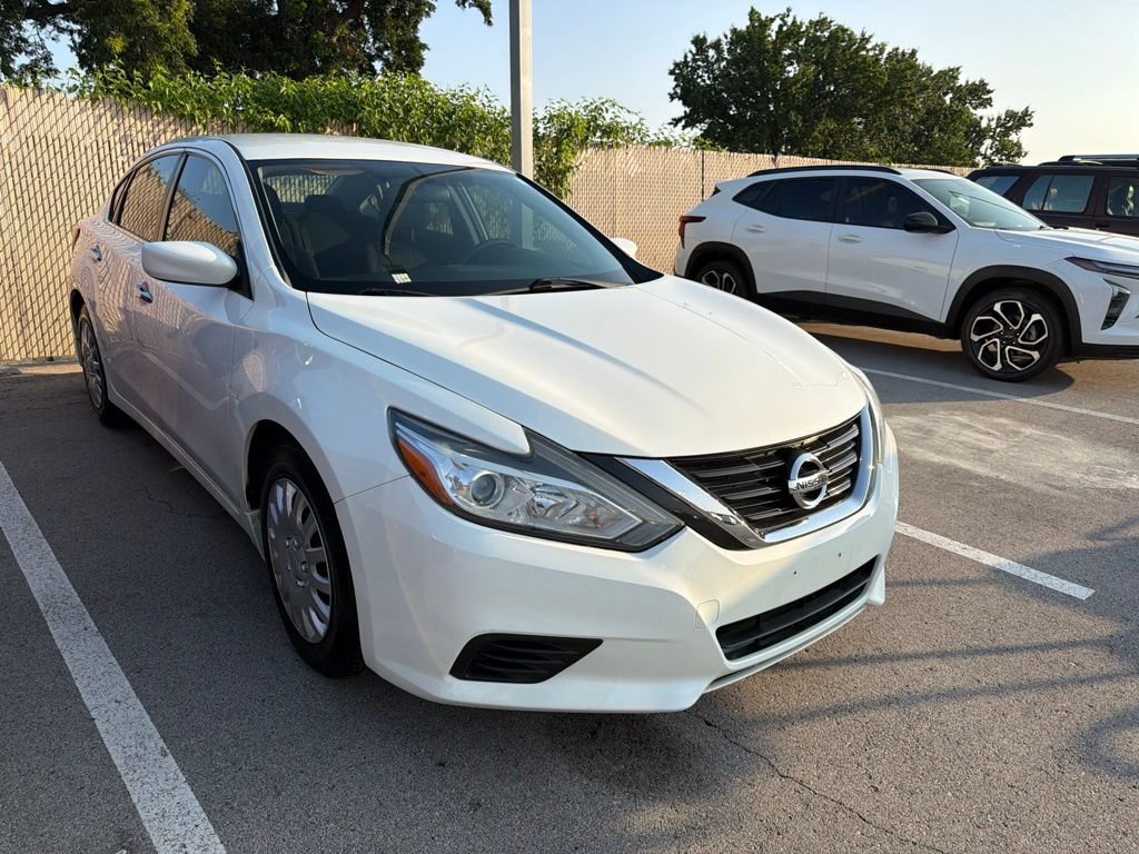 Used 2018 Nissan Altima 2.5 S w/ S Convenience Package FWD image 3