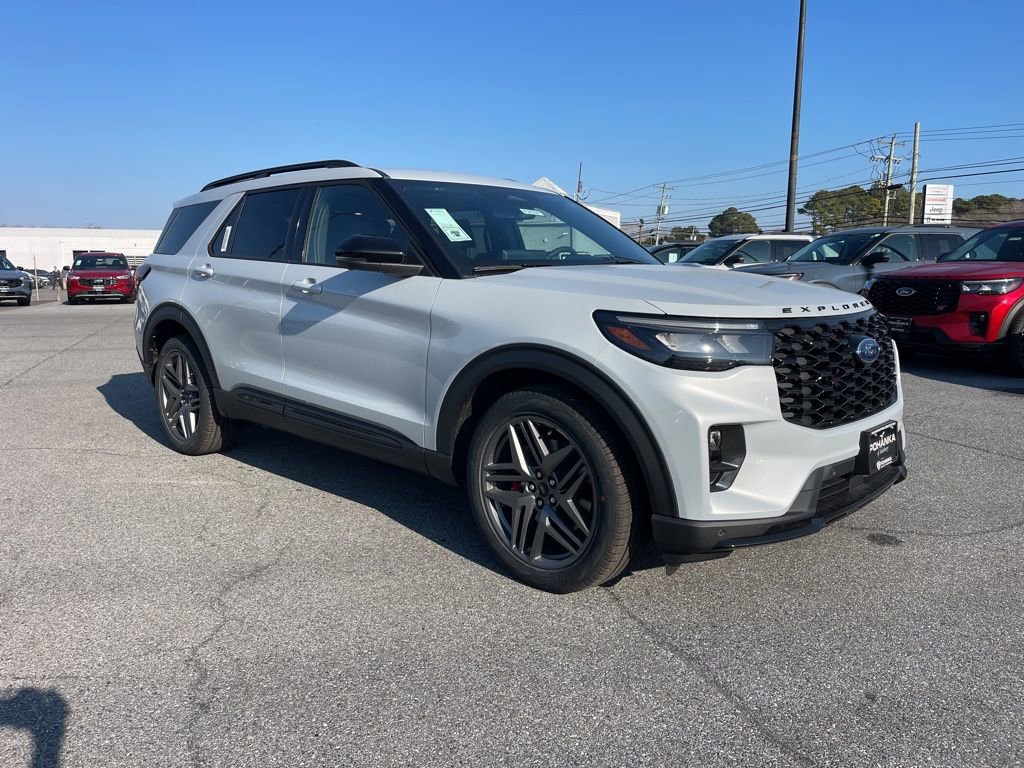 New 2026 Ford Explorer ST w/ Sun And Sound Package image 4
